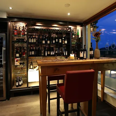 - Restaurant Hubertushof 3*