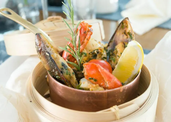 - Restaurant Hubertushof Konukevi 3*