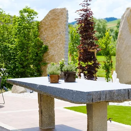 - Restaurant Hubertushof Pensión 3*