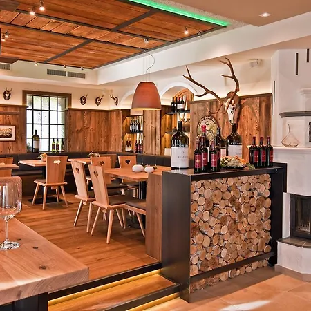 Gasthof - Restaurant Hubertushof Peilstein im Mühlviertel